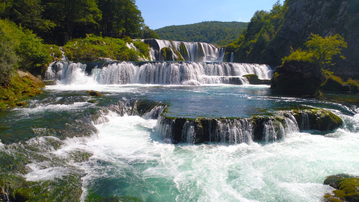 Avis Rent a car Bosna i Hercegovina Sarajevo, Aerodrom Sarajevo