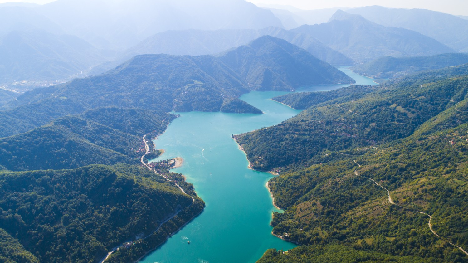 Avis Rent a car Bosna i Hercegovina Sarajevo, Aerodrom Sarajevo